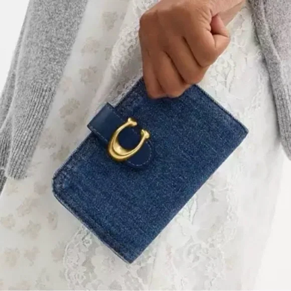 Coach Tabby Medium Denim Wallet with Gold Accent NWT- CAN58 - Picture 3 of 4